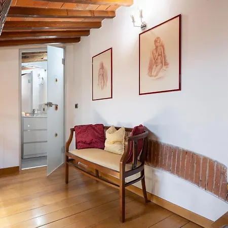 Romito Apartment *